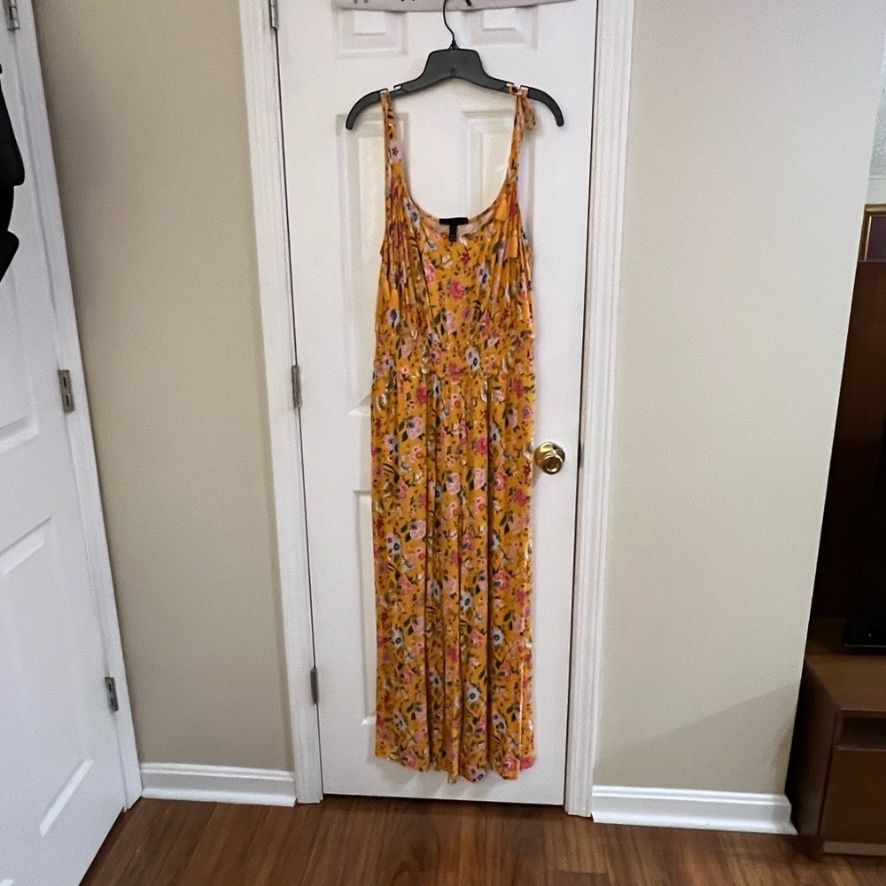 Yellow Flower 🌼 Print Jumpsuit (R2) - Picture 2 of 4